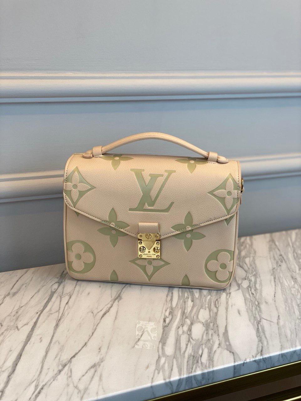 LV Pochette Metis - Glimmer of Luxury