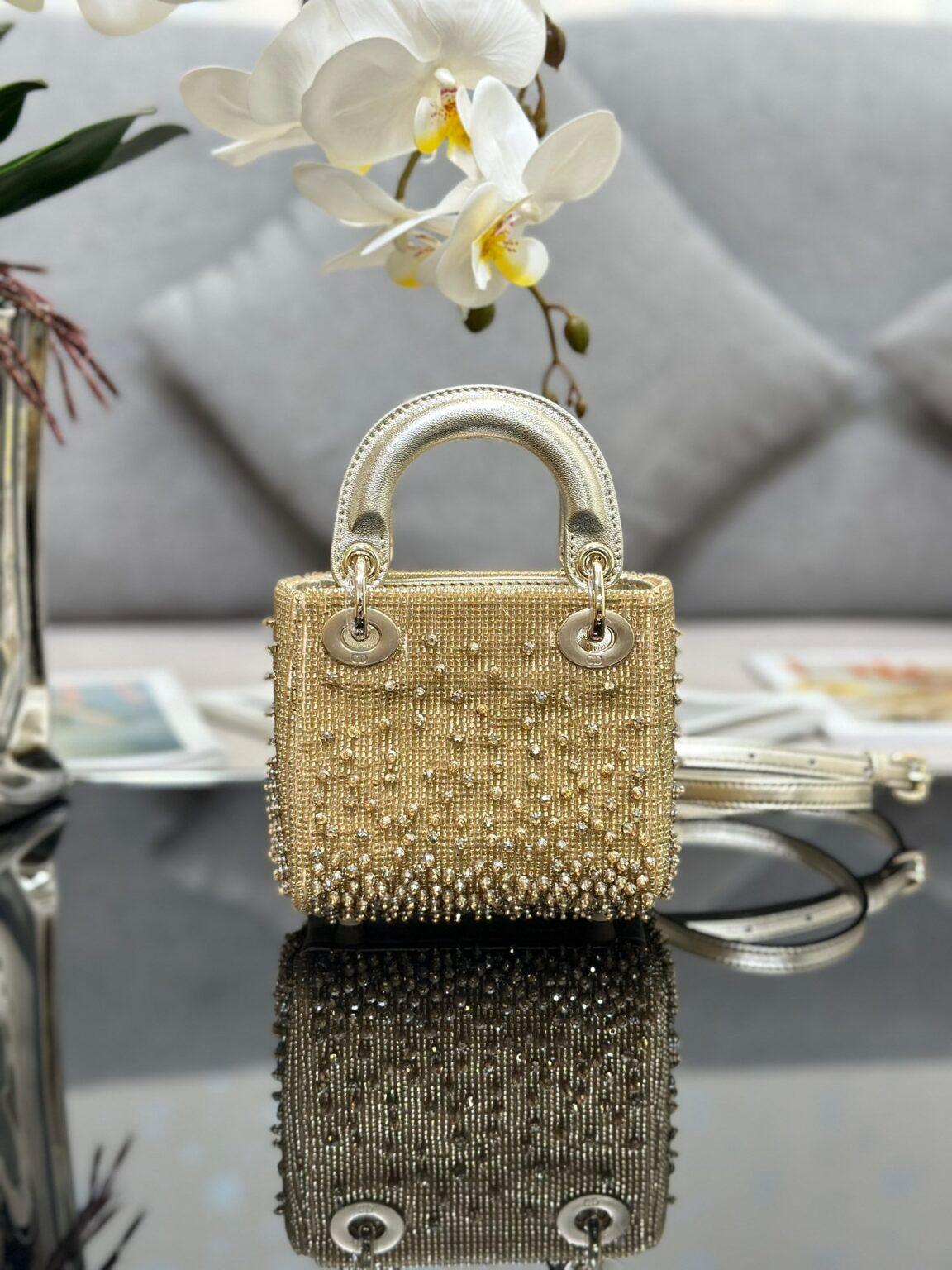 Lady Dior Mini Nakış Çanta