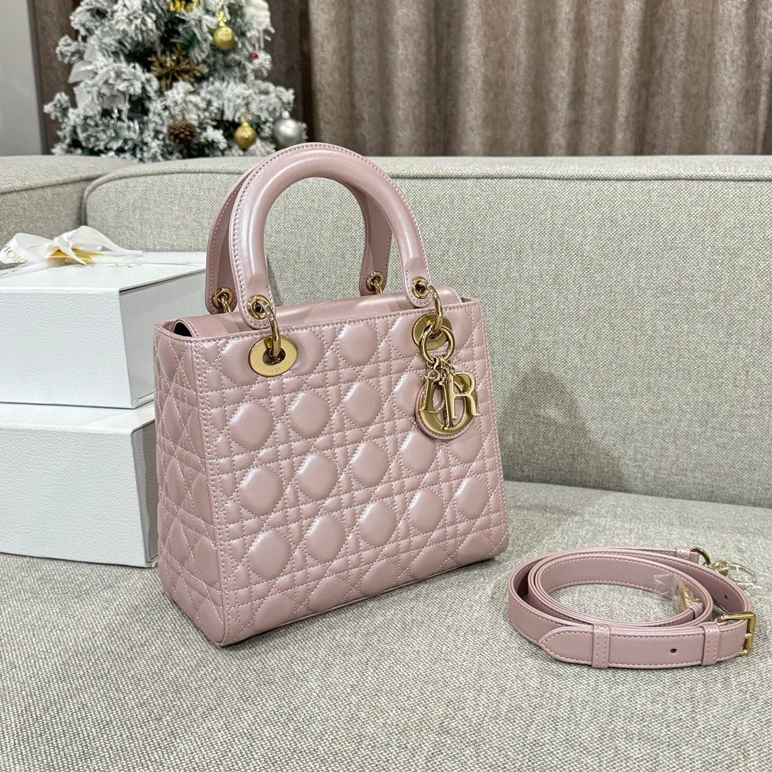 Lady Dior 24 İnci Tozu