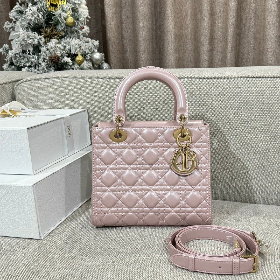 Lady Dior 24 İnci Tozu