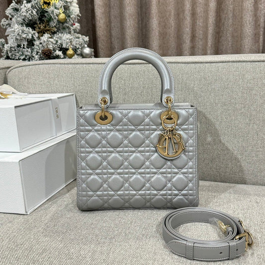 Lady Dior 24 İnci Gri