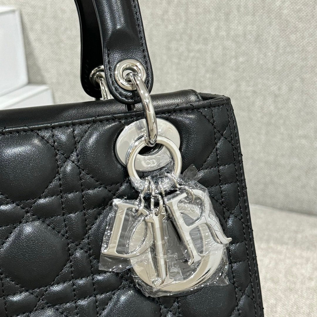 Lady Dior 24 Koyun Siyah Gümüş