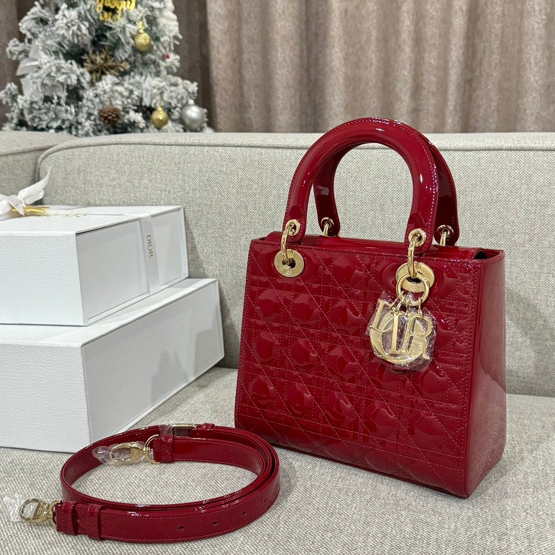 Dior Lady Orta Boy 24 Lak Şarap Kırmızısı