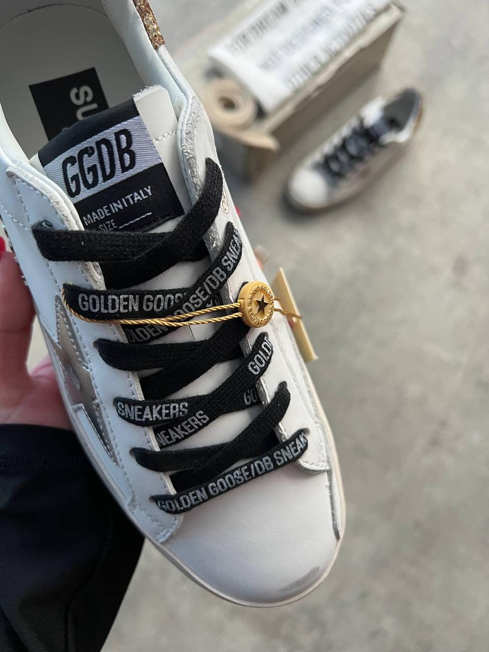 Golden Goose Sneaker - Glimmer of Luxury