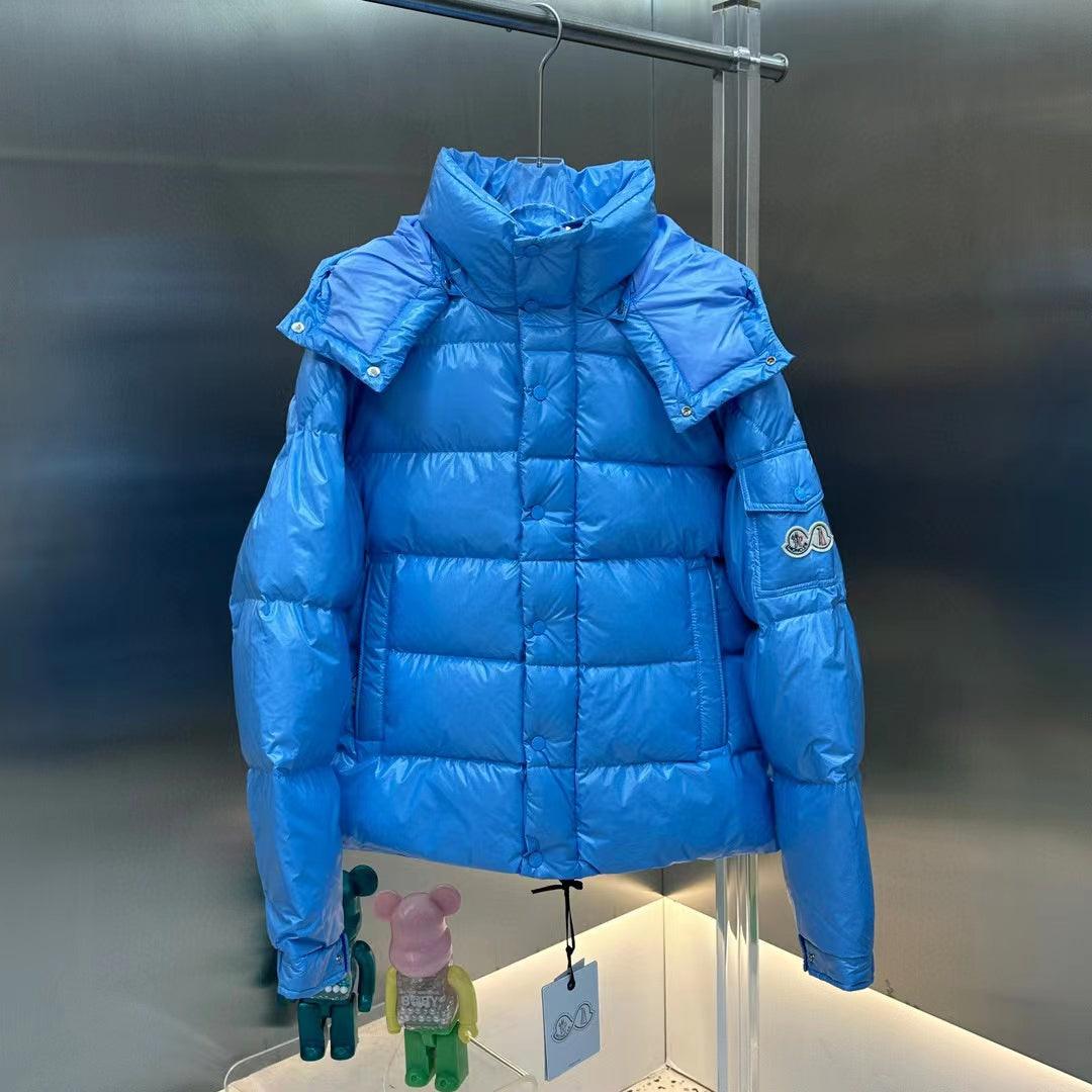 Moncler Puff Mont - Glimmer of Luxury