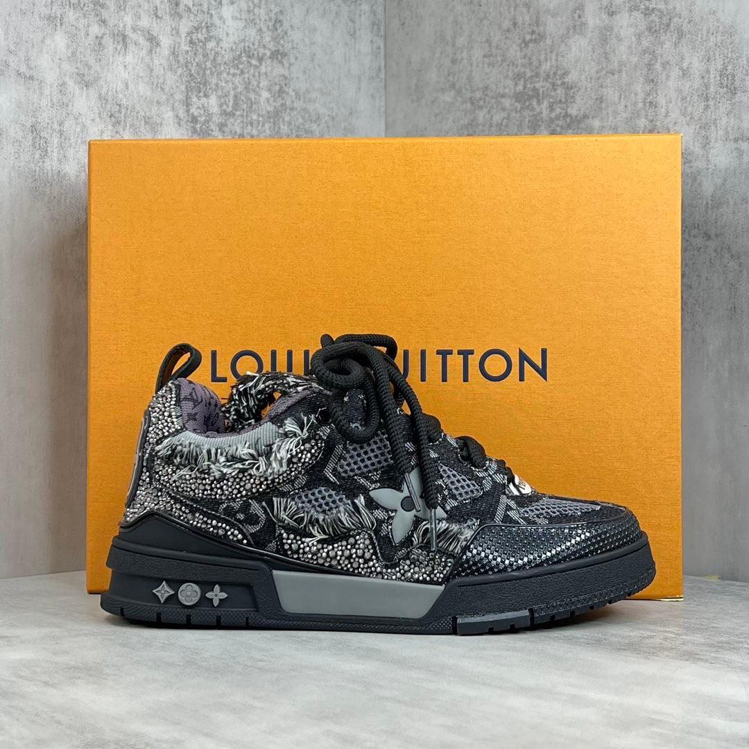 LV Skate Trainer Swarovski Monogram Siyah - Glimmer of Luxury