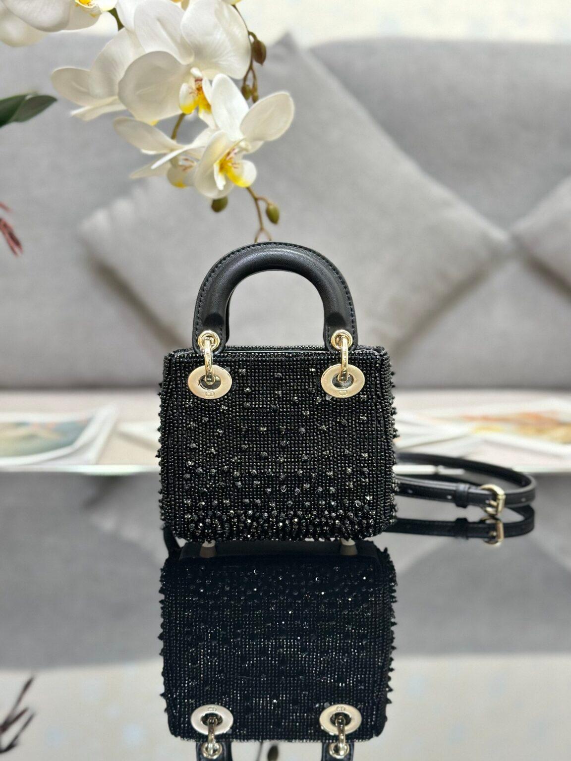 Lady Dior Mini Nakış Çanta