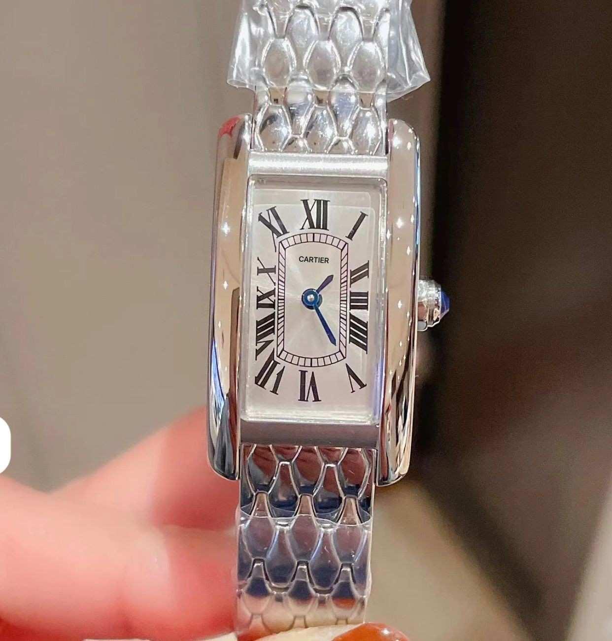 cartier tank