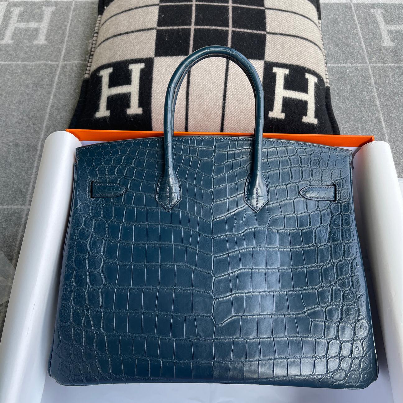 Hermès Birkin 35 MAT Niloticus timsah derisi Vert Rousseau Altın Donanımlı (GHW) - Glimmer of Luxury