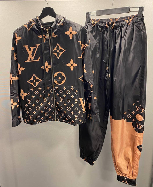 LV Kısa Monogram Unisex Naylon Sokak Stili Uzun Kollu Logo Baskılı Eşofman Takımı - Glimmer of Luxury