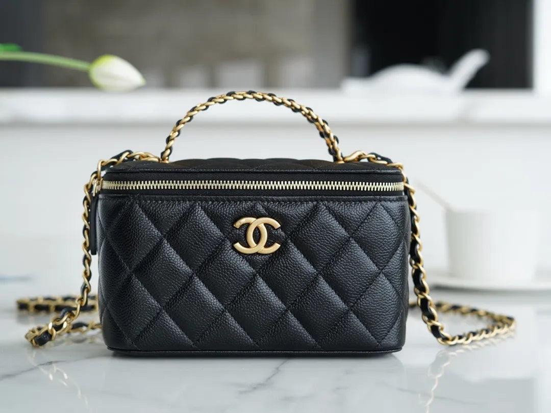 Chanel Parlak Havyar Kapitone Siyah Pick Me Up Vanity Case Çanta