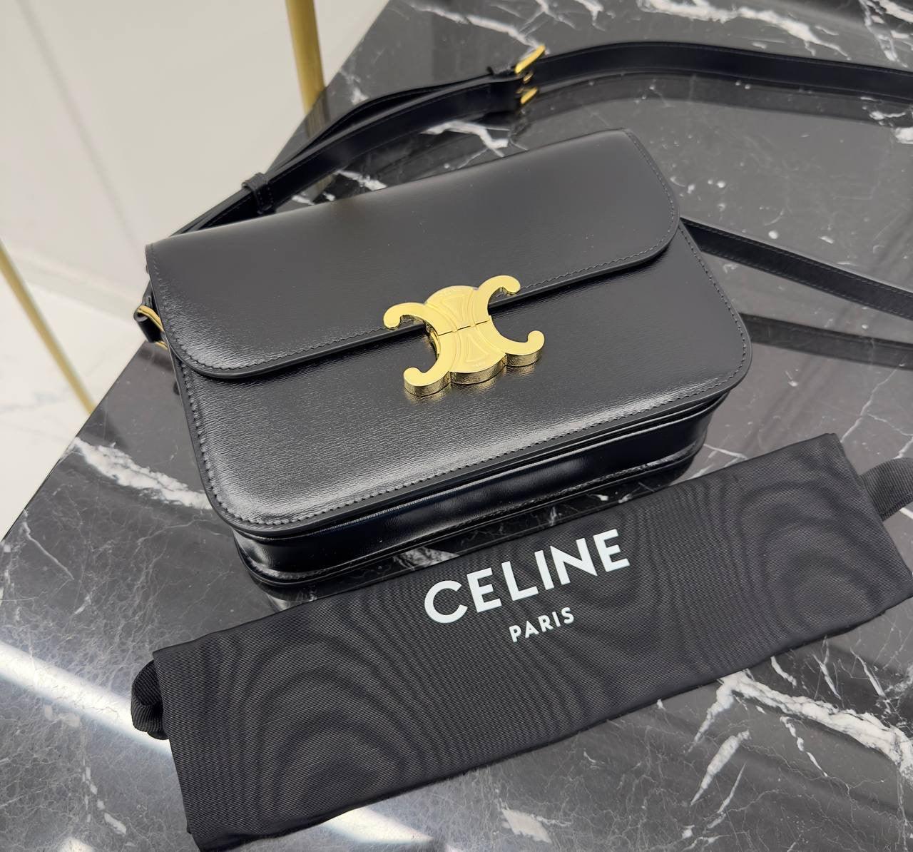 Celine Classique Triomphe Çanta - Glimmer of Luxury