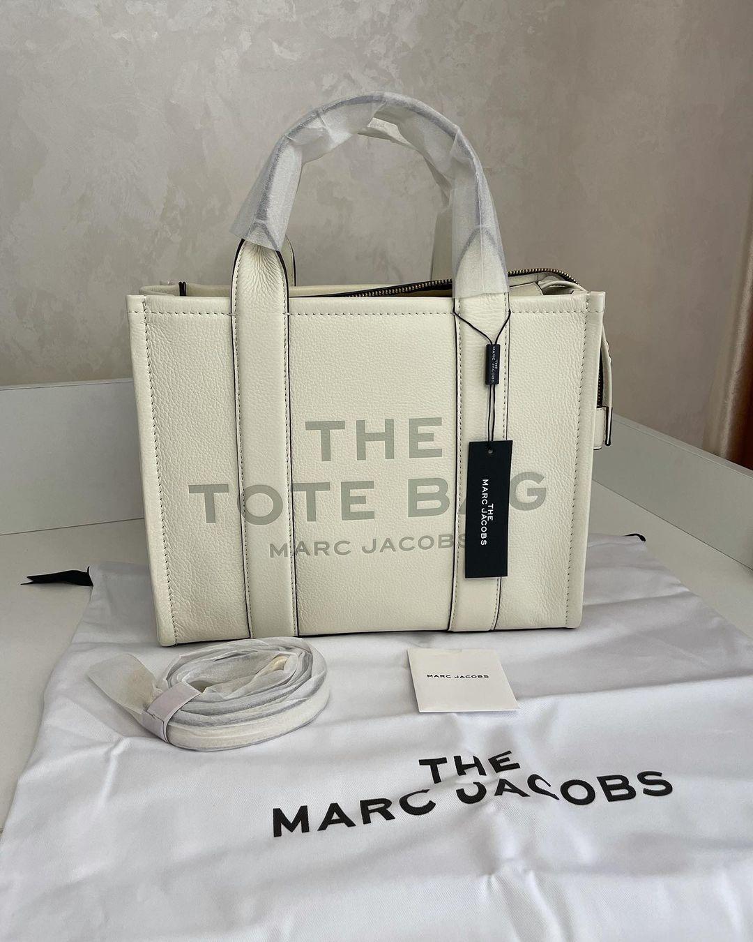 Marc Jacbos The Tote Bag Beyaz - Glimmer of Luxury