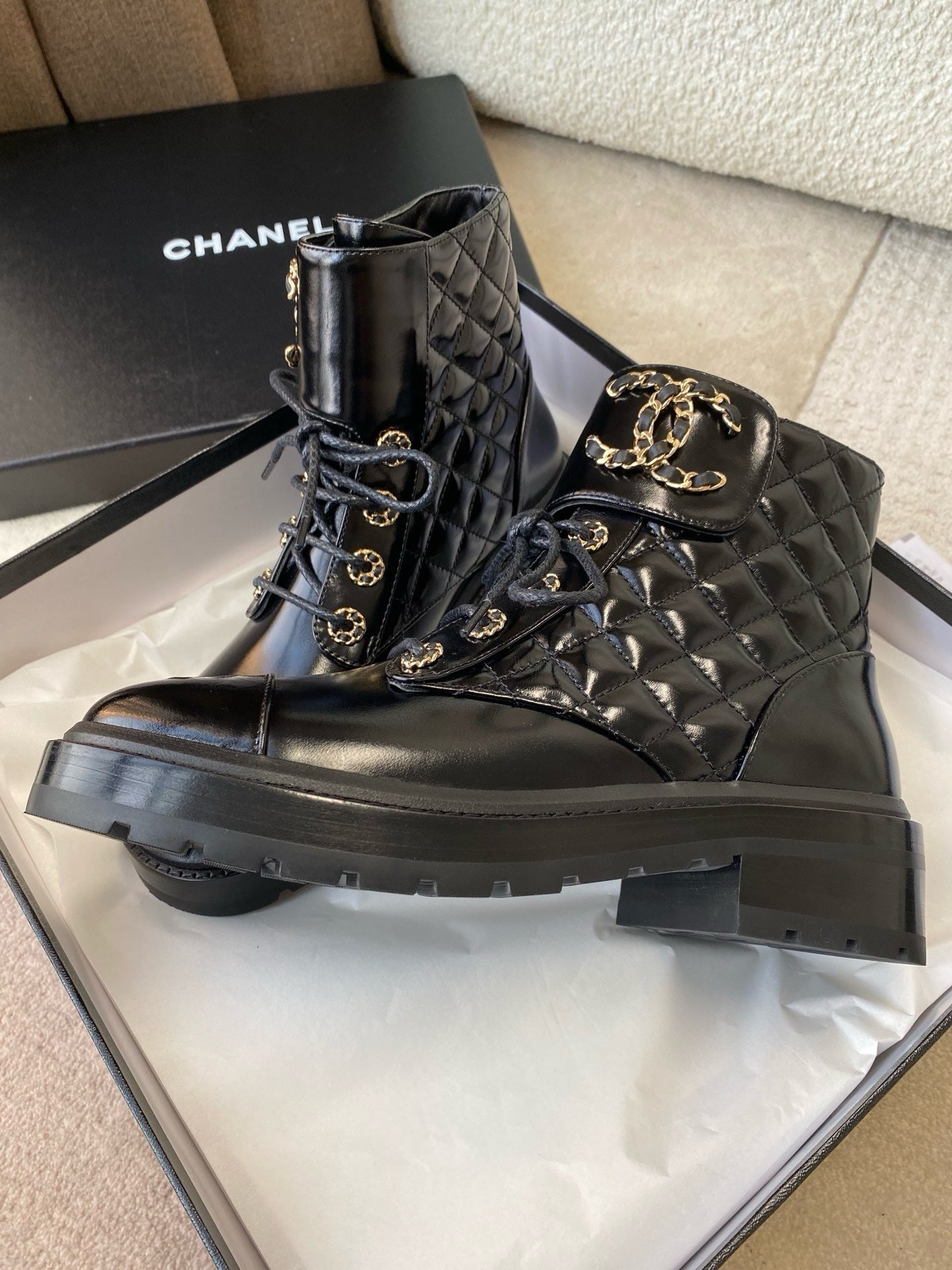 Chanel S24 Kısa Botlar