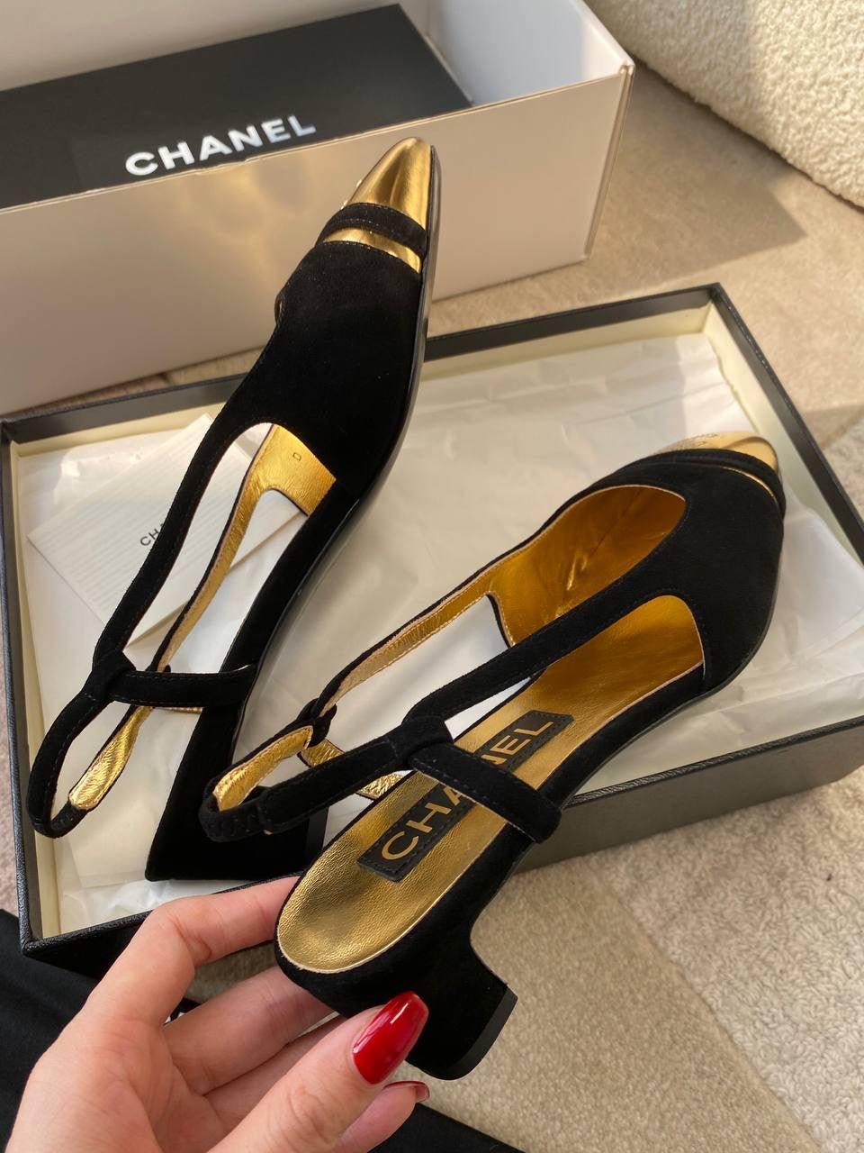 chanel heel