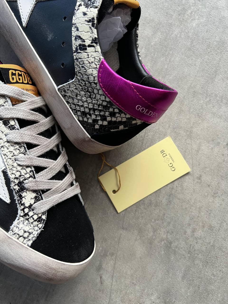 Golden Goose Sneaker - Glimmer of Luxury