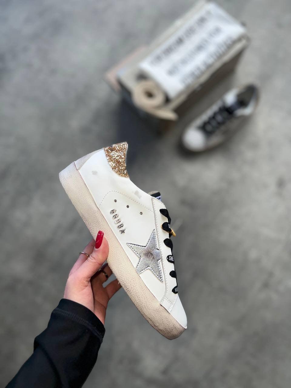 Golden Goose Sneaker - Glimmer of Luxury