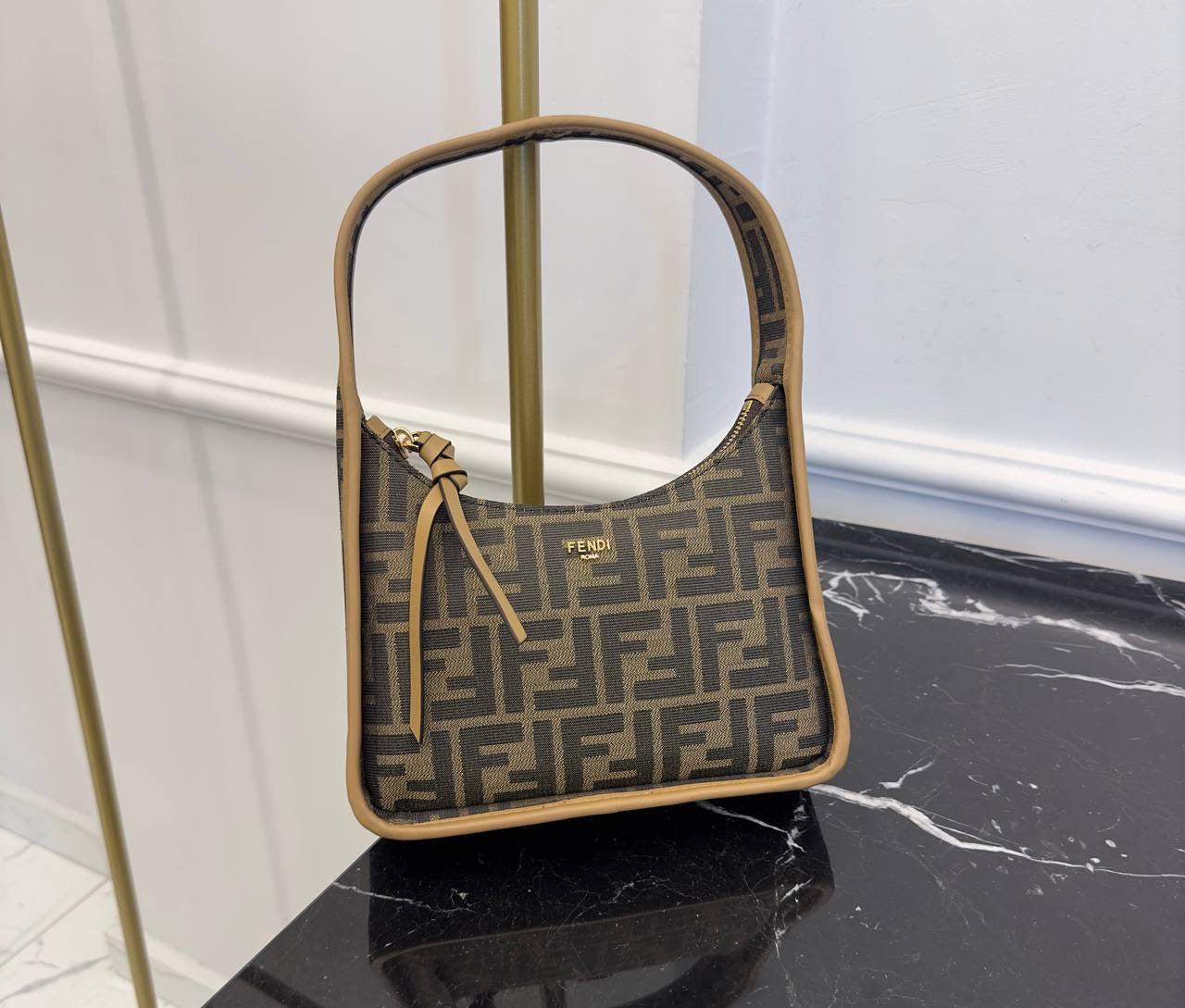 Fendi Mini Fendessence