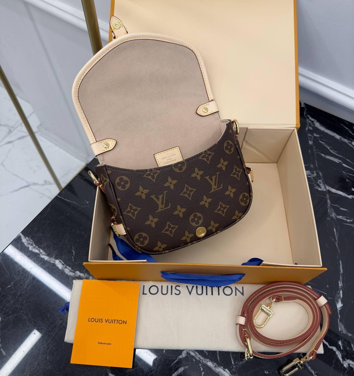 Louis Vuitton Saumur BB