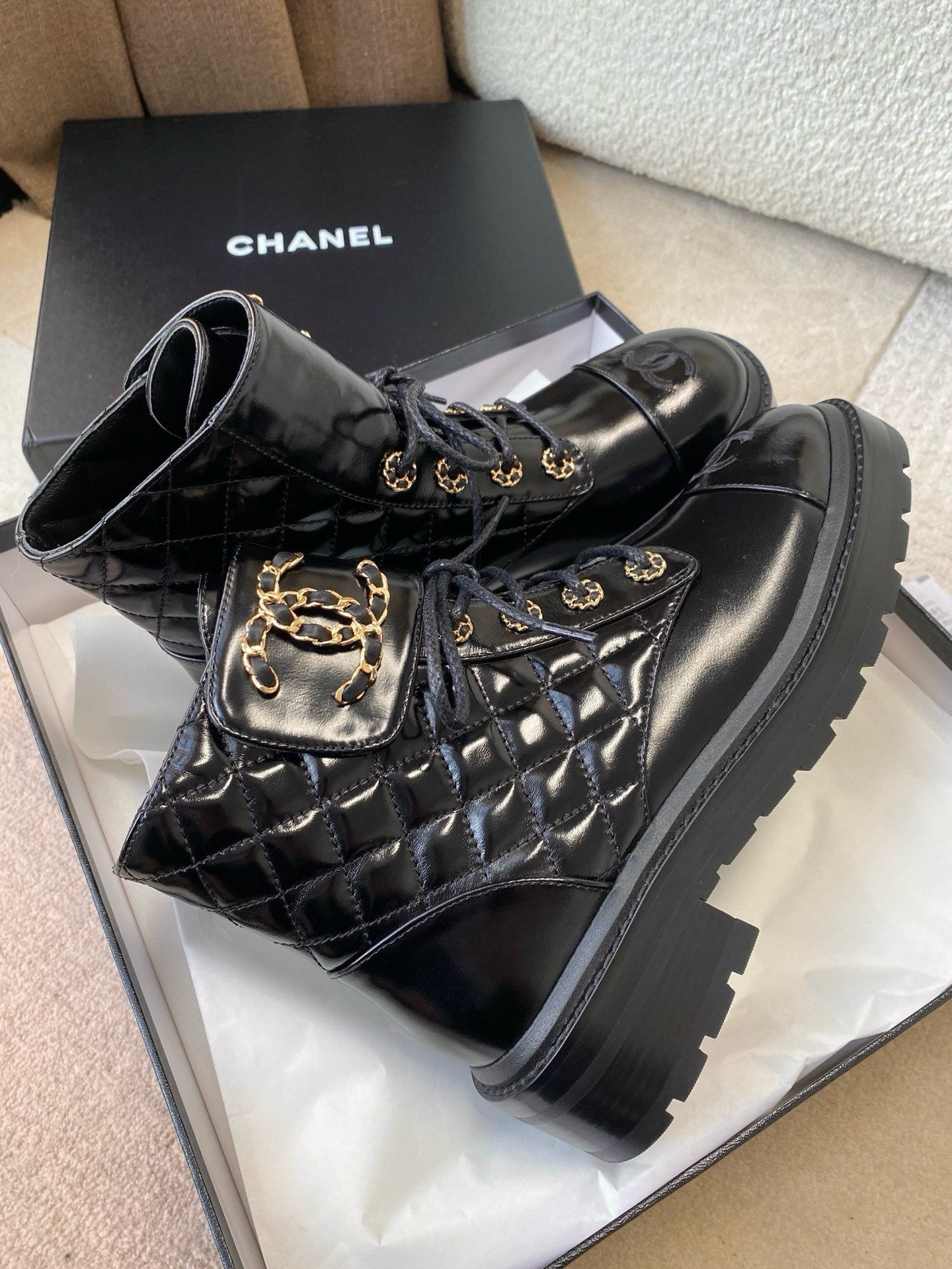 Chanel S24 Kısa Botlar