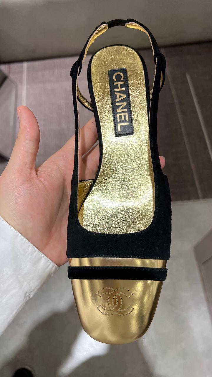 chanel heel