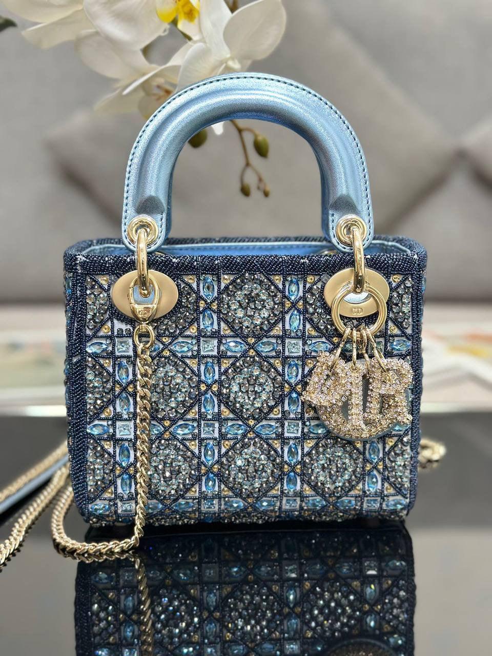 Christian Dior Mini Lady Sınırlı Sürüm