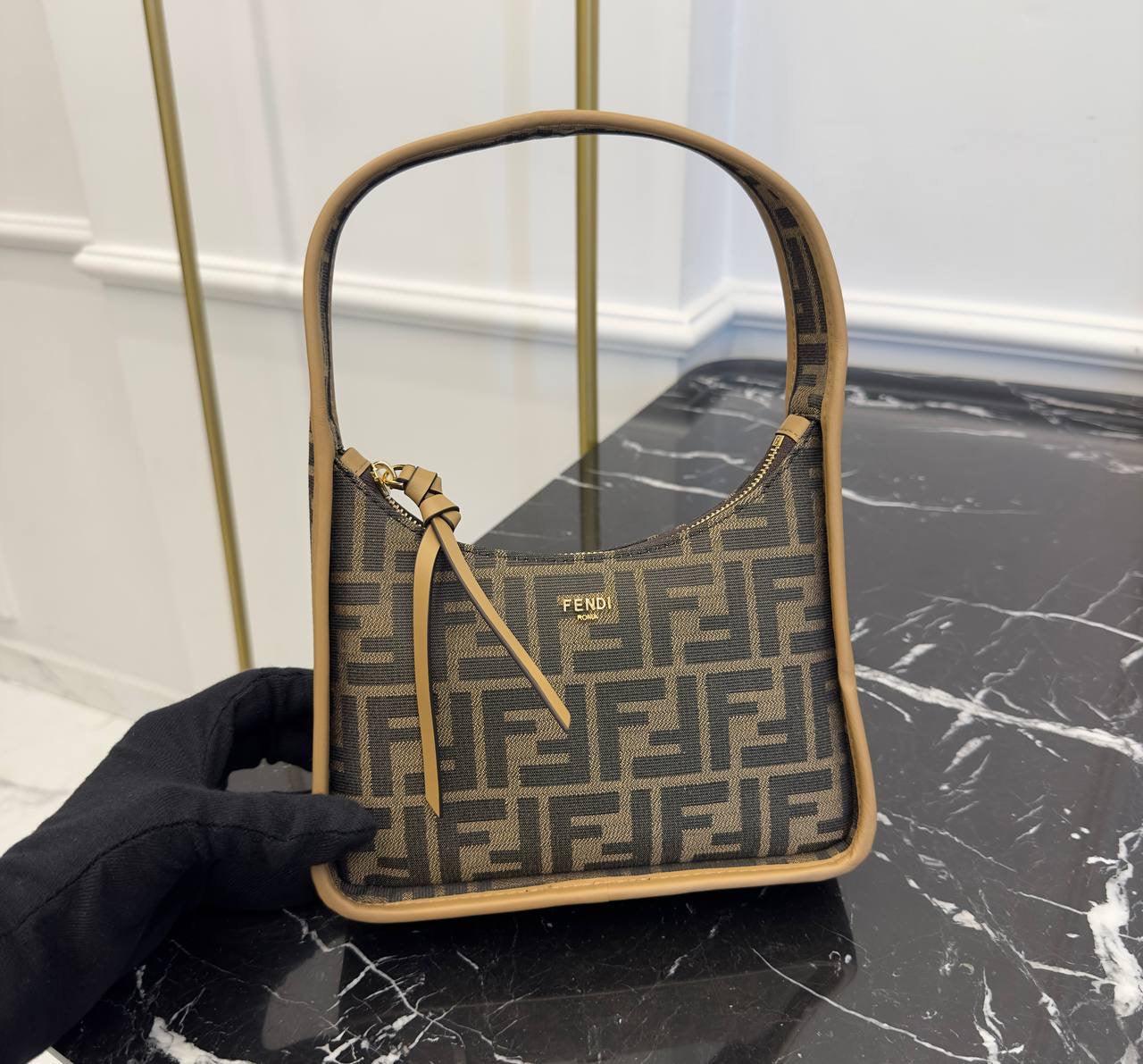 Fendi Mini Fendessence