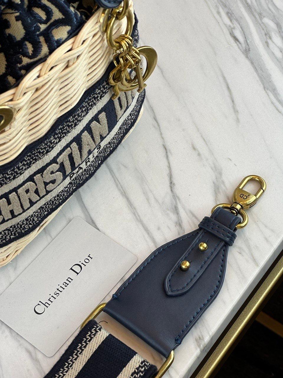 Christian Dior Mini Çanta Doğal Hasır ve Siyah Eğik Jakar