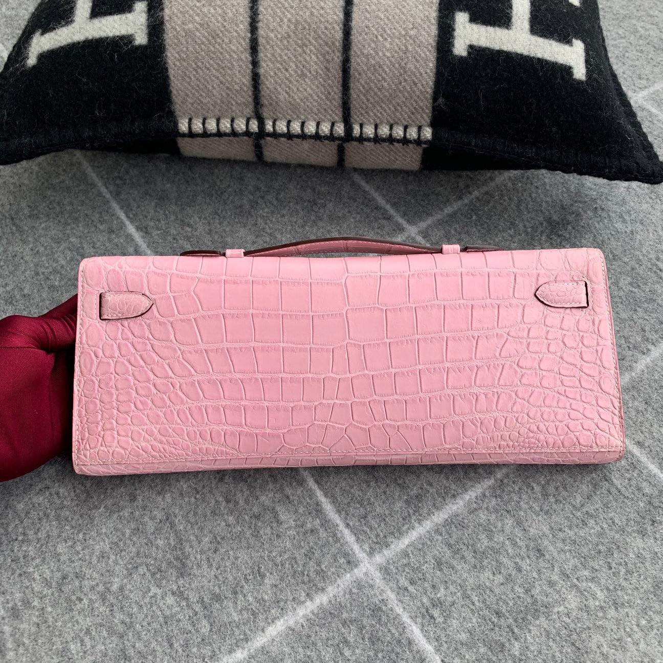 Hermès Kelly Cut Mat Nilotocus Paladyum Donanımlı Timsah Derisi Kabarcık Sakızı (PHW) - Glimmer of Luxury