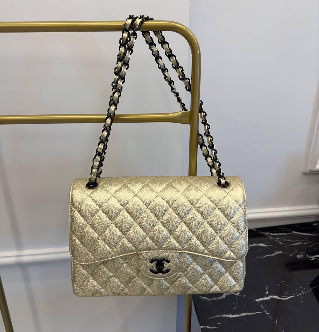 chanel classic flap bag