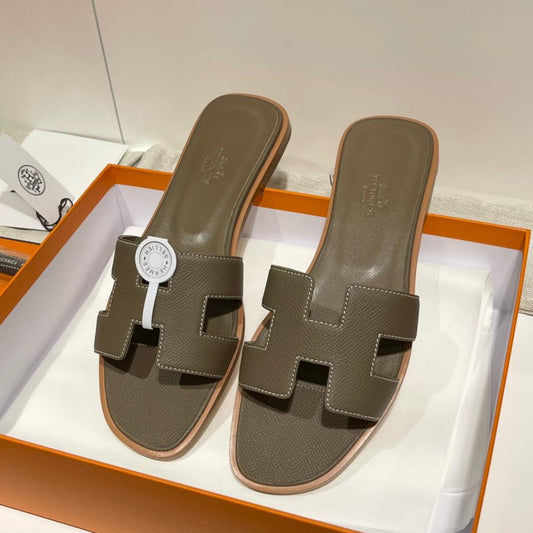 Hermès Oran Sandalet Etoupe Epsom Deri