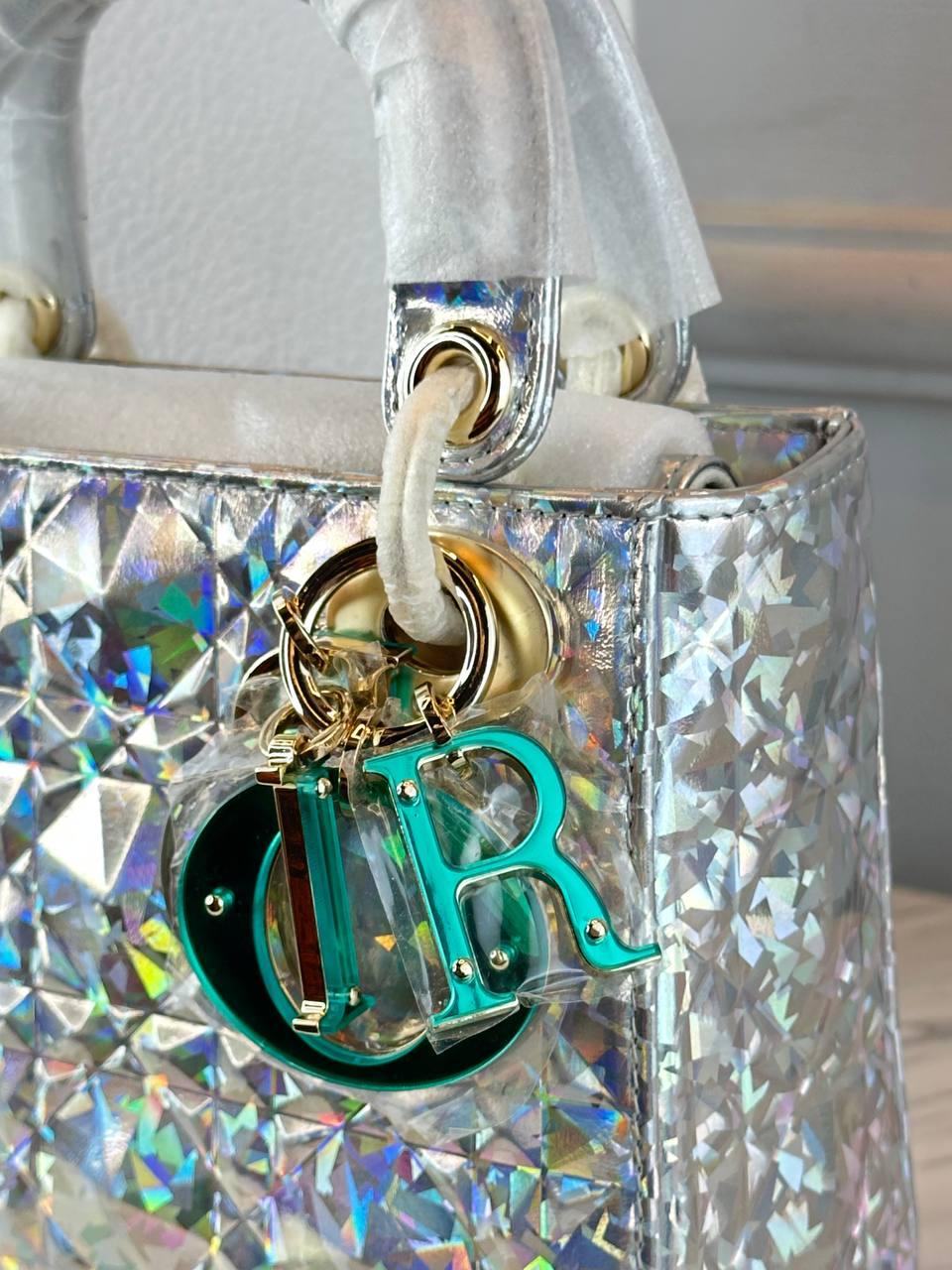 Christian Dior Lady Bag Gümüş - Glimmer of Luxury