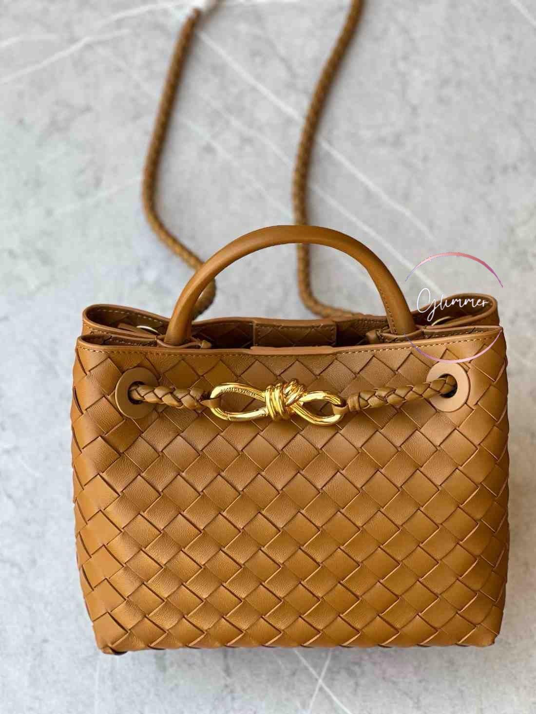 Üst Saplı Bottega Veneta Andiamo Çanta - Glimmer of Luxury