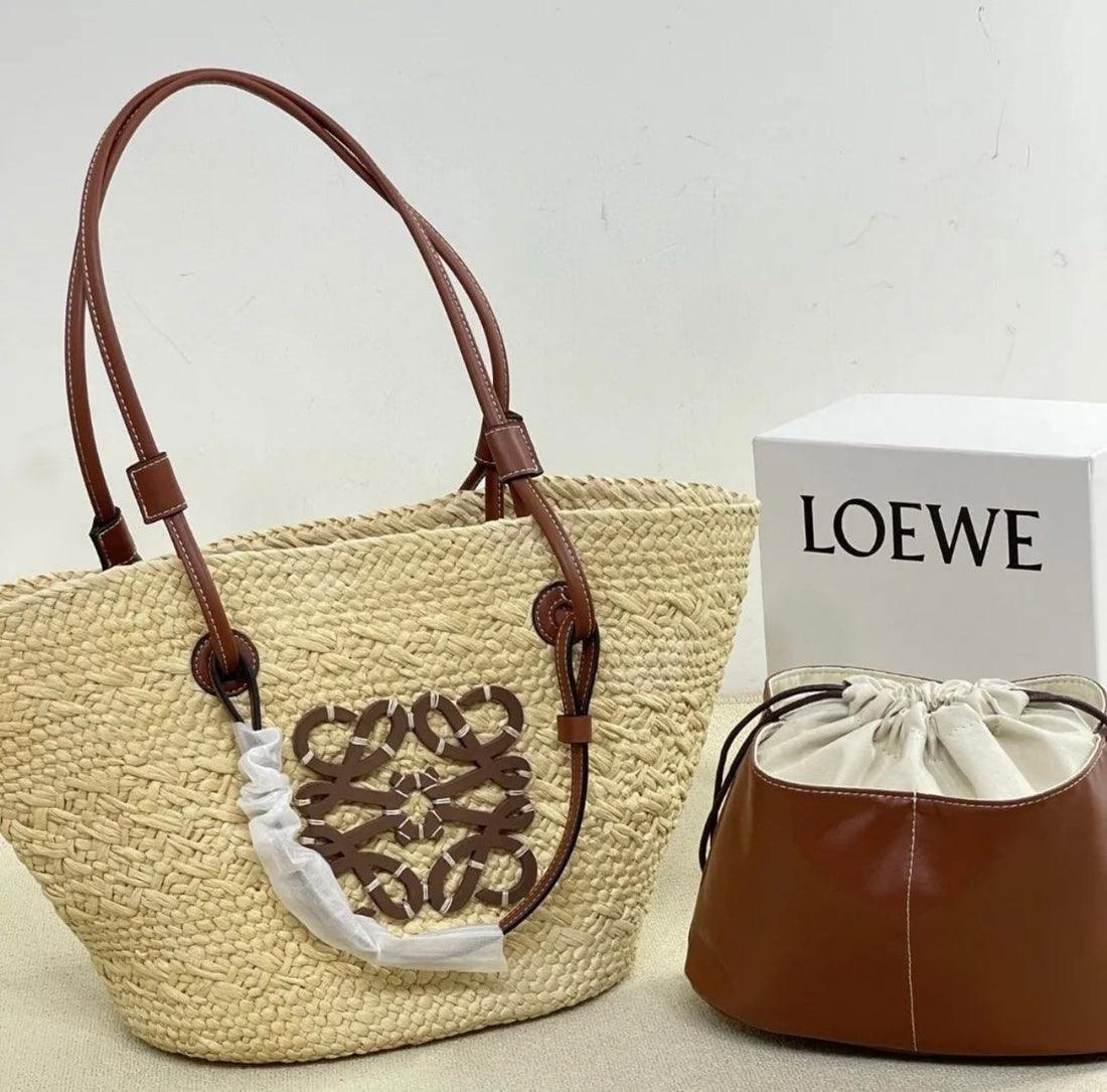 Loewe Anagram Sepet Çantalar - Glimmer of Luxury