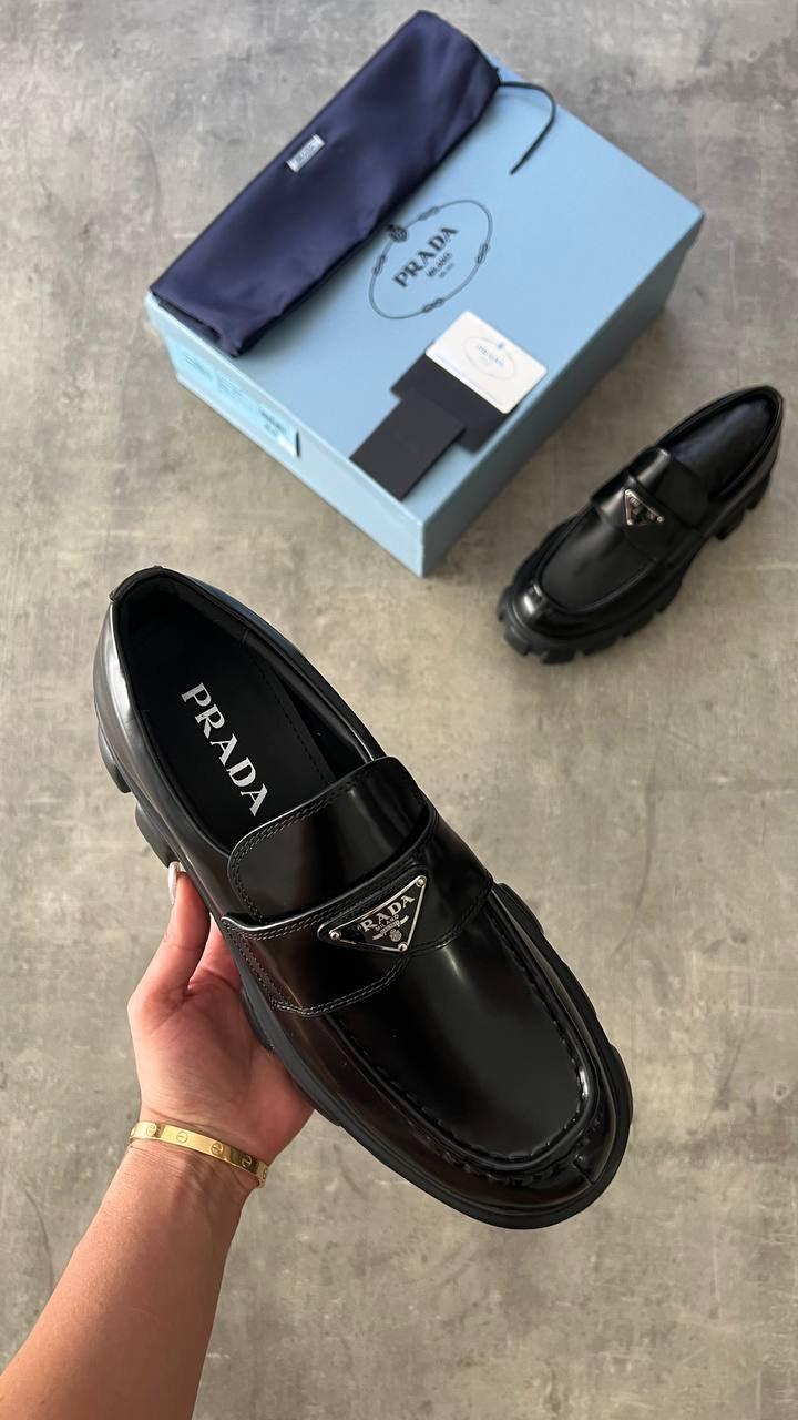 Prada Monolith Loafer Siyah - Glimmer of Luxury