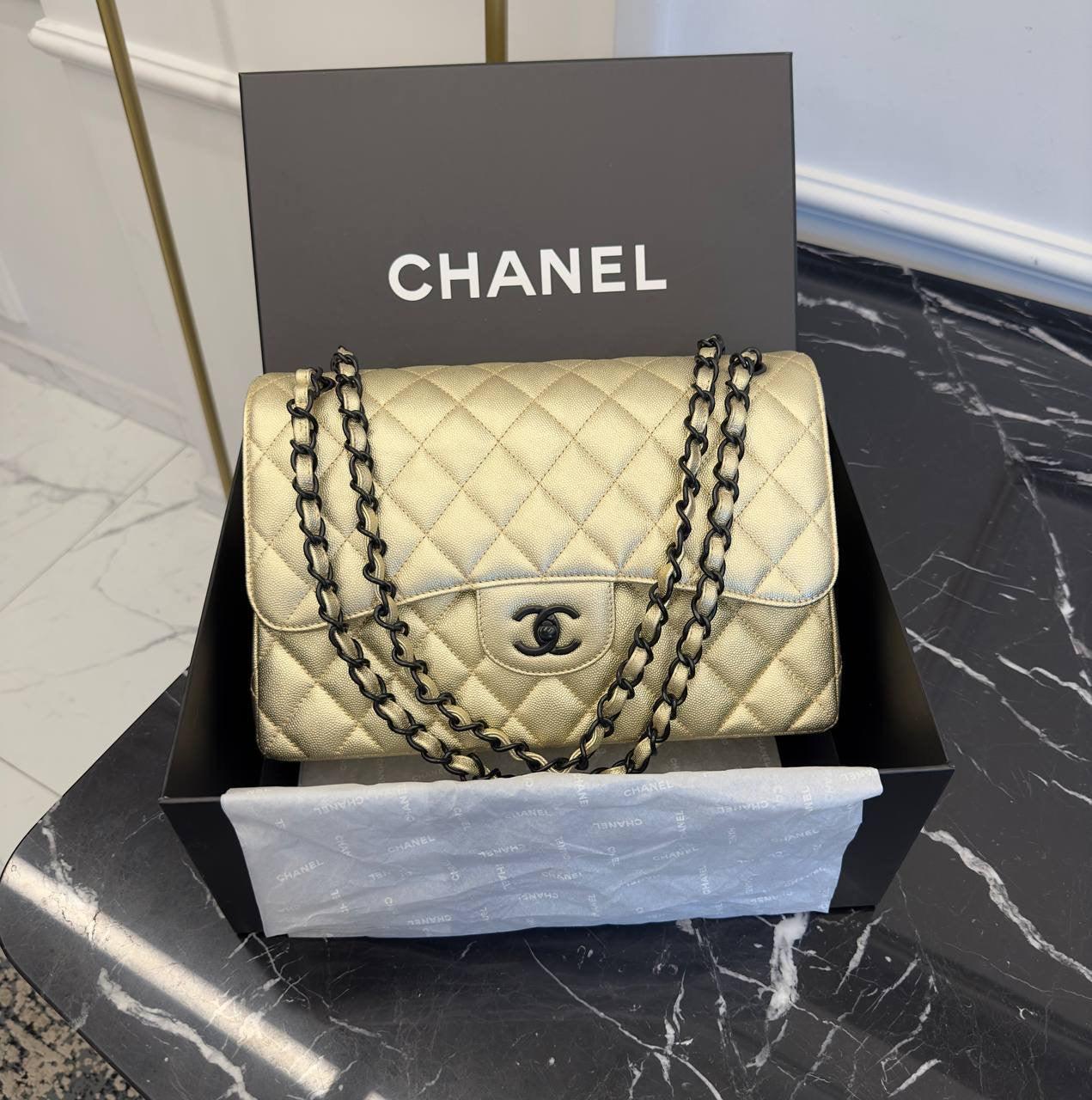 Chanel Metalik Büyük Boy Klasik Kapaklı Çanta