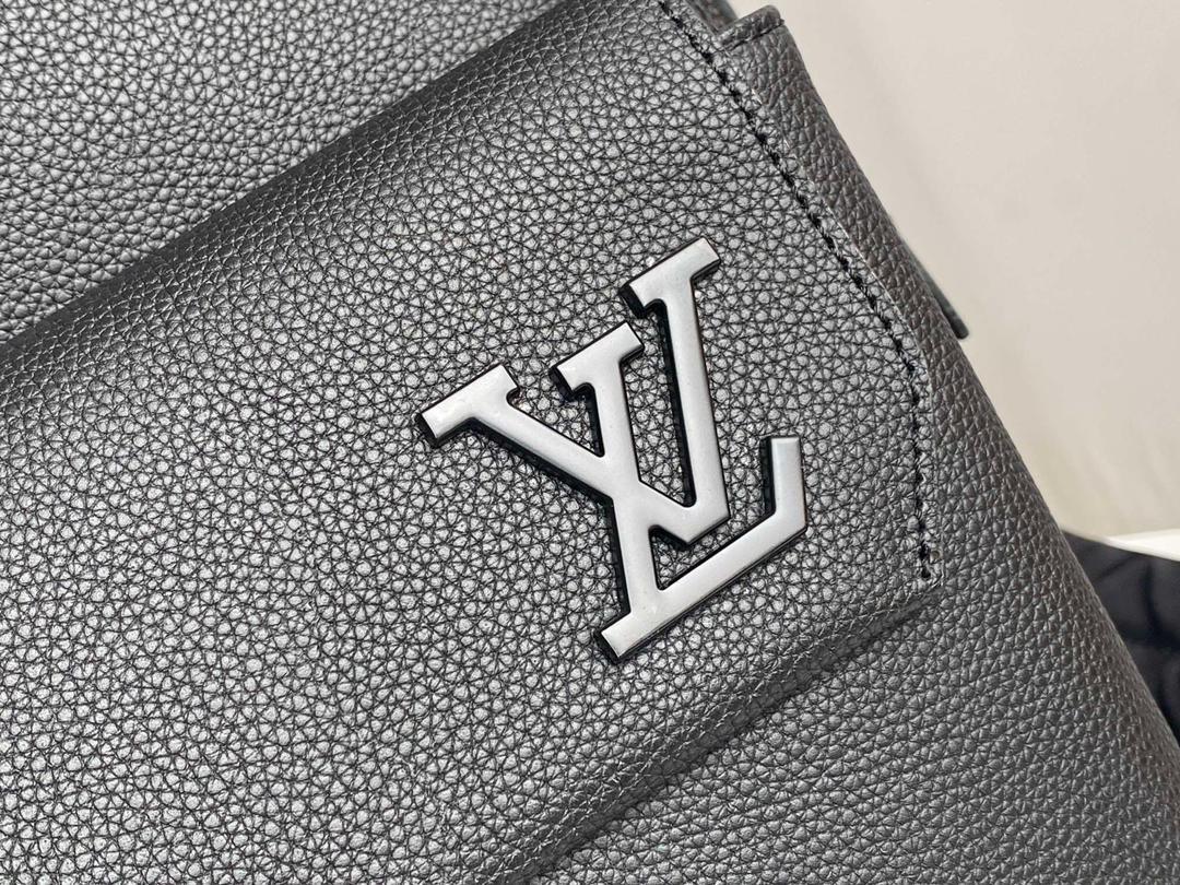 Louis Vuitton Takeoff Sırt Çantası - Glimmer of Luxury