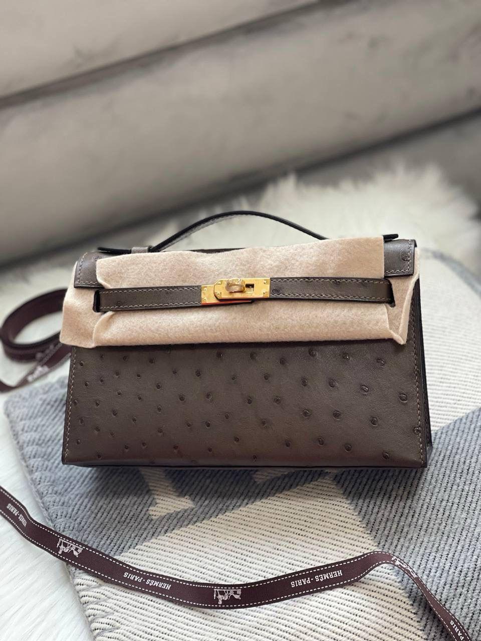 Hermes Kelly Poschette 19 Devekuşu Derisi Çanta - Glimmer of Luxury