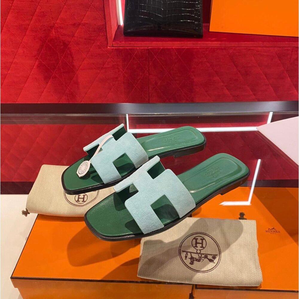 Hermès Oran Blue & Green - Glimmer of Luxury