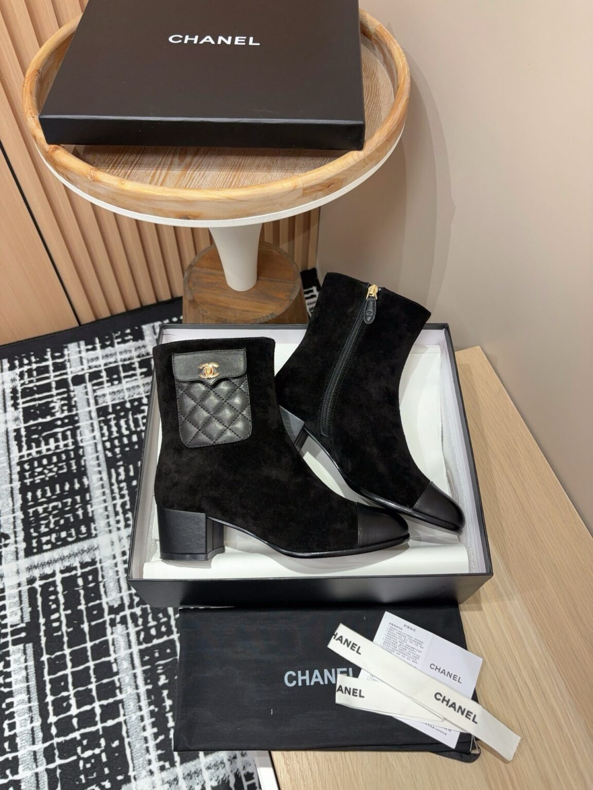 Chanel S24 Kısa Botlar