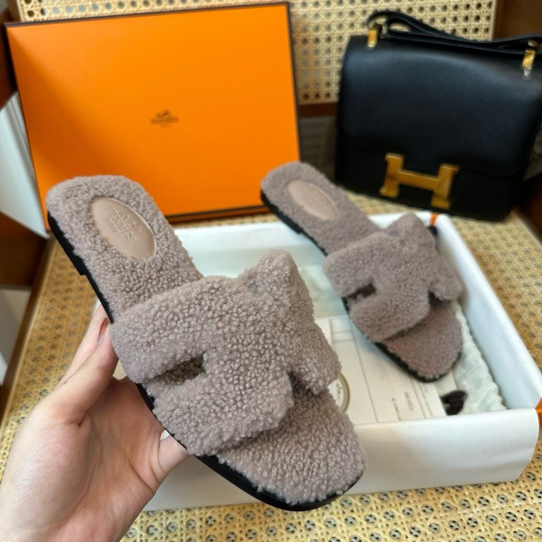 Hermès Oran Sandal Ağacı Kürk Sandalet