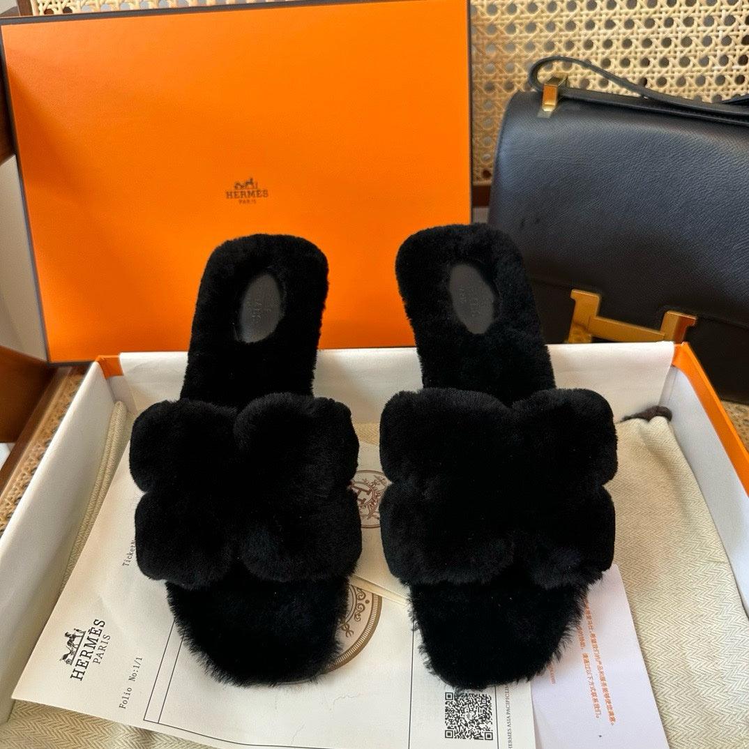 Hermès Oran Siyah Teddy Bear Sandalet