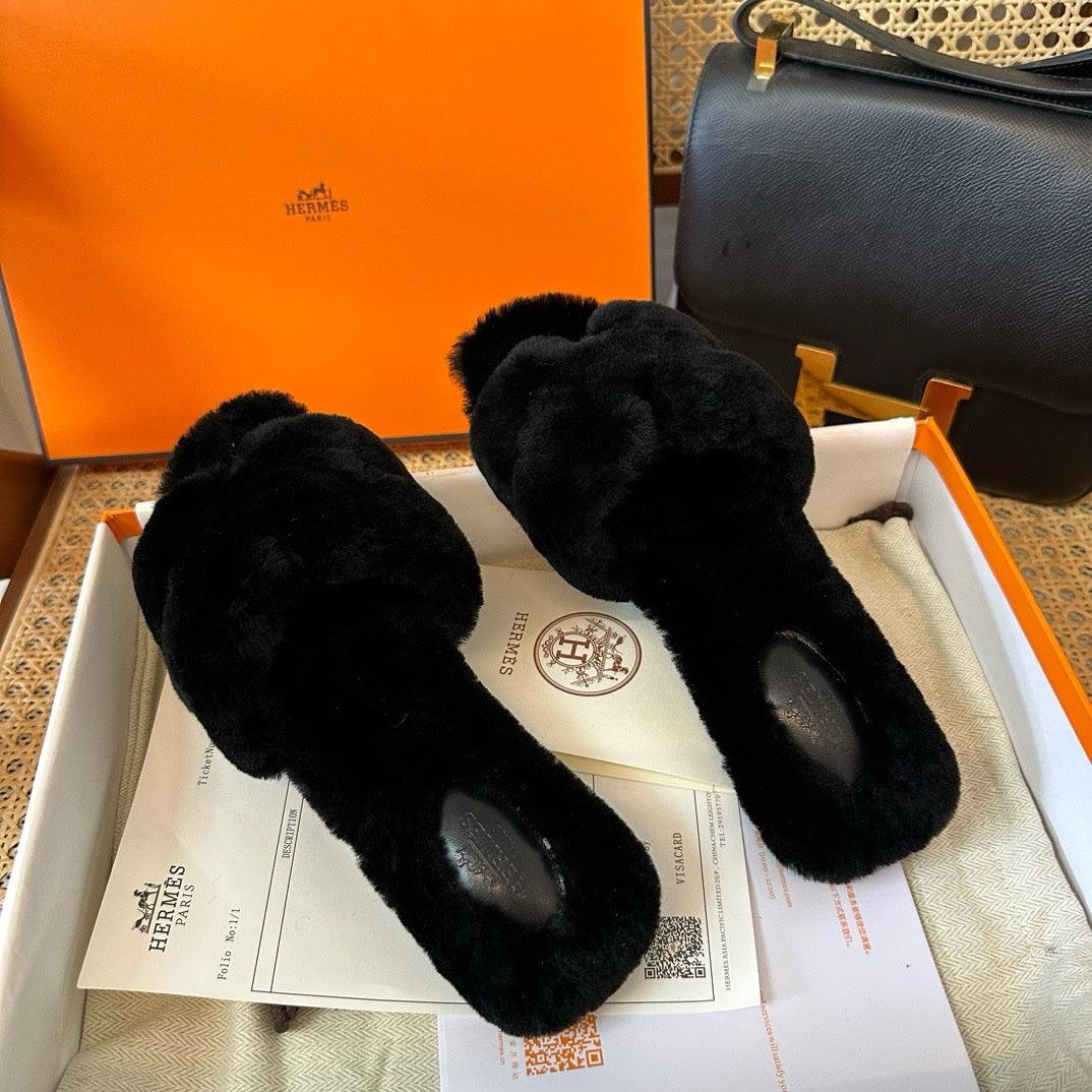 Hermès Oran Siyah Teddy Bear Sandalet