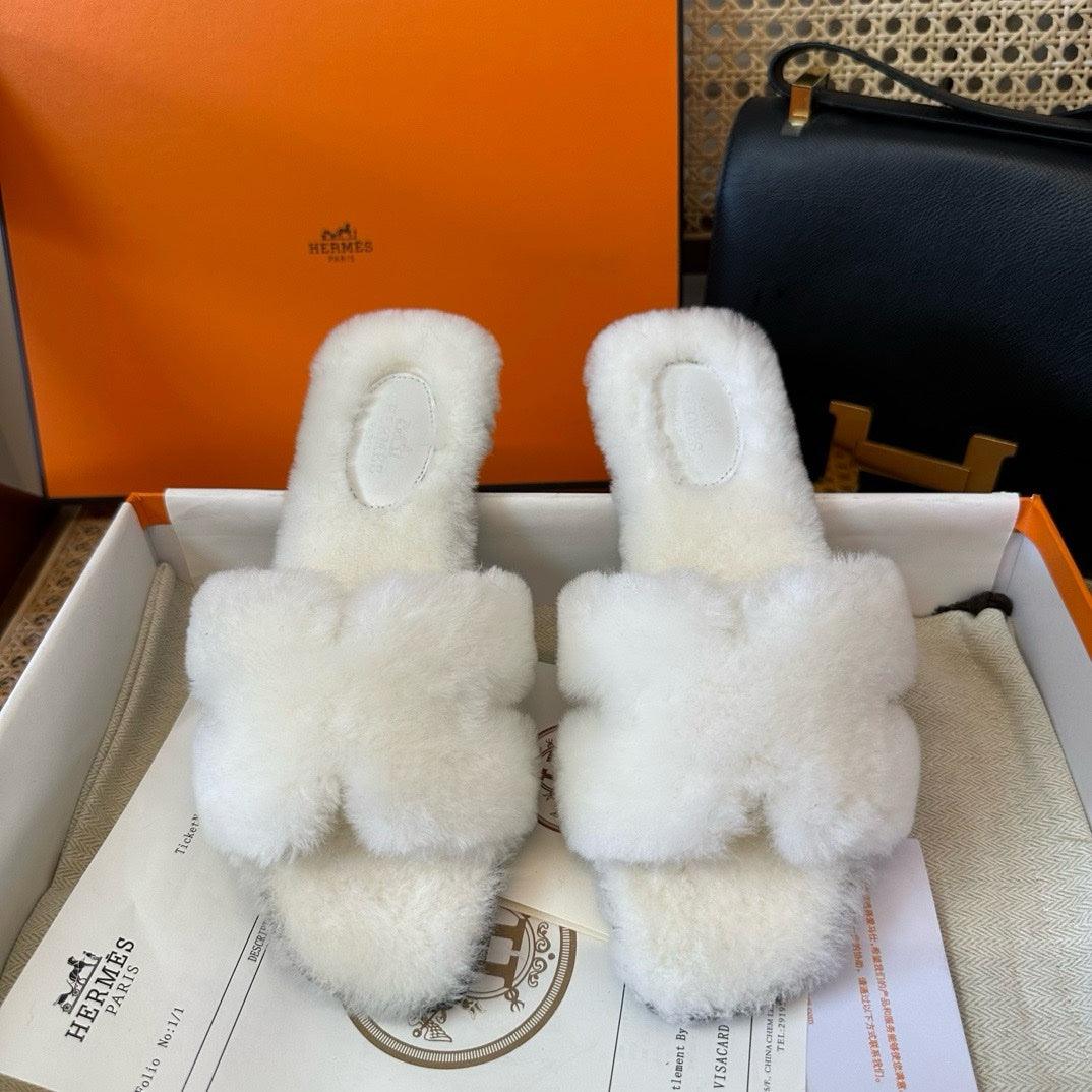 Hermès Oran Beyaz Teddy Bear Sandalet