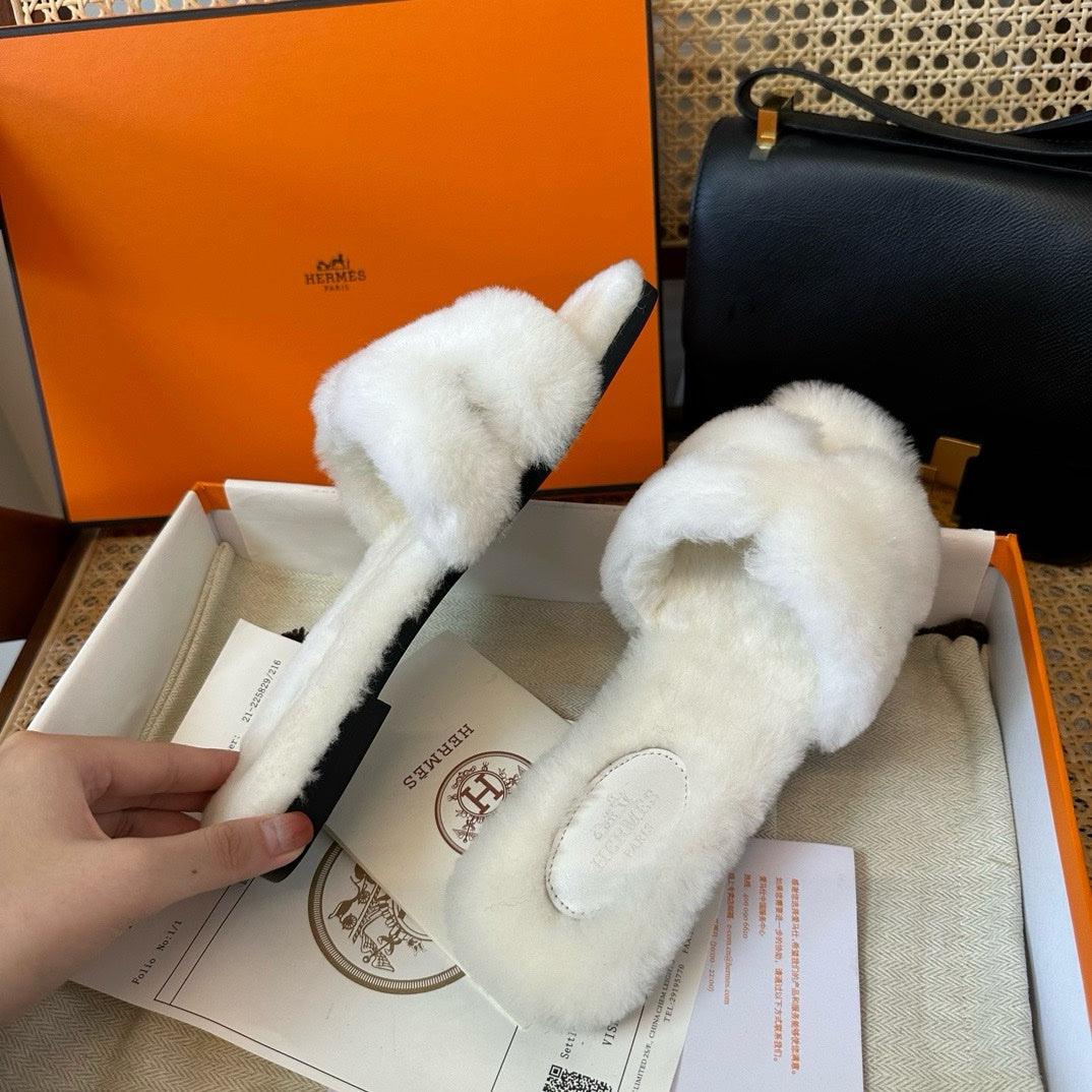 Hermès Oran Beyaz Teddy Bear Sandalet