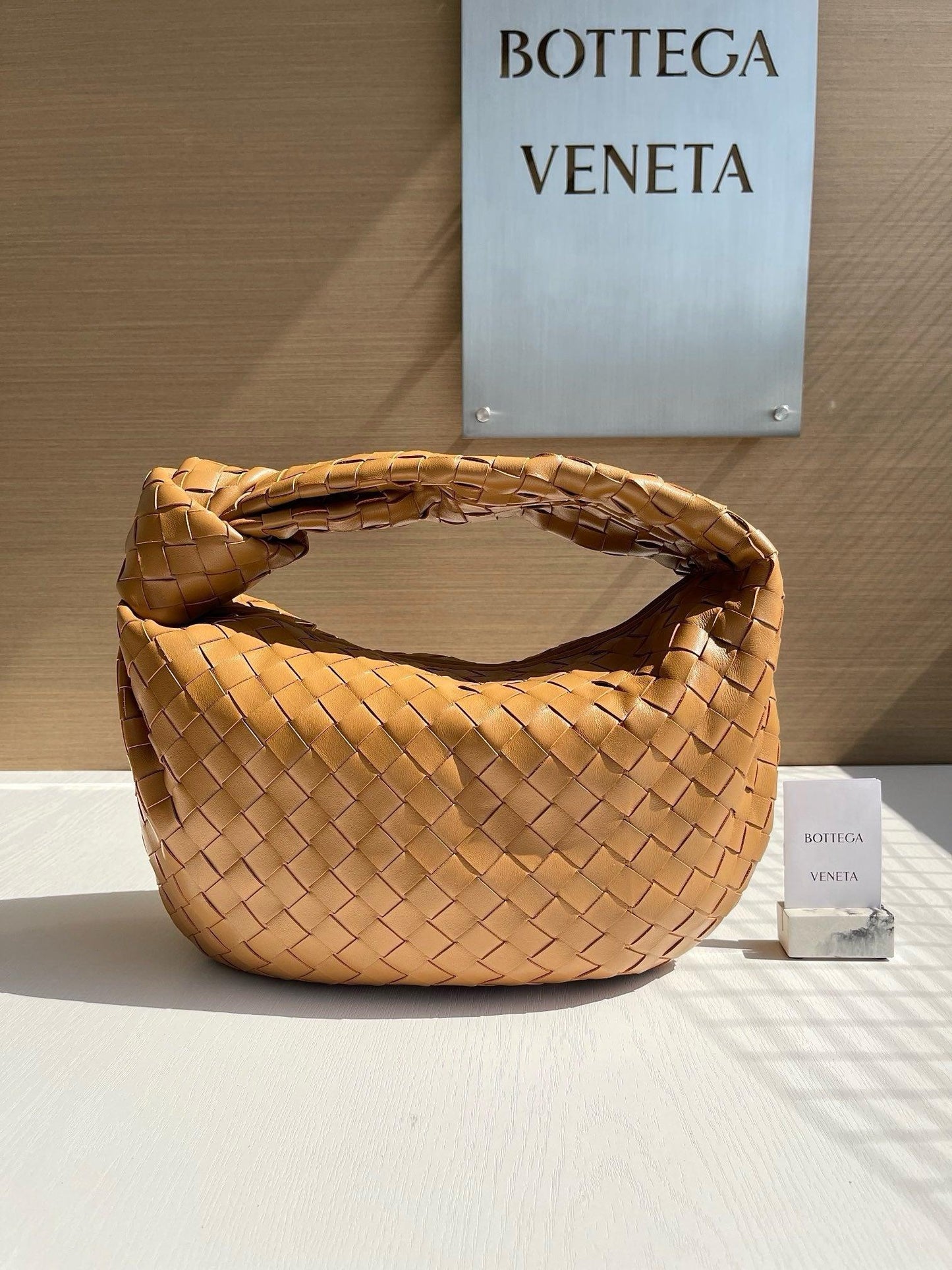 Bottega Veneta Büyük Jodie Çanta