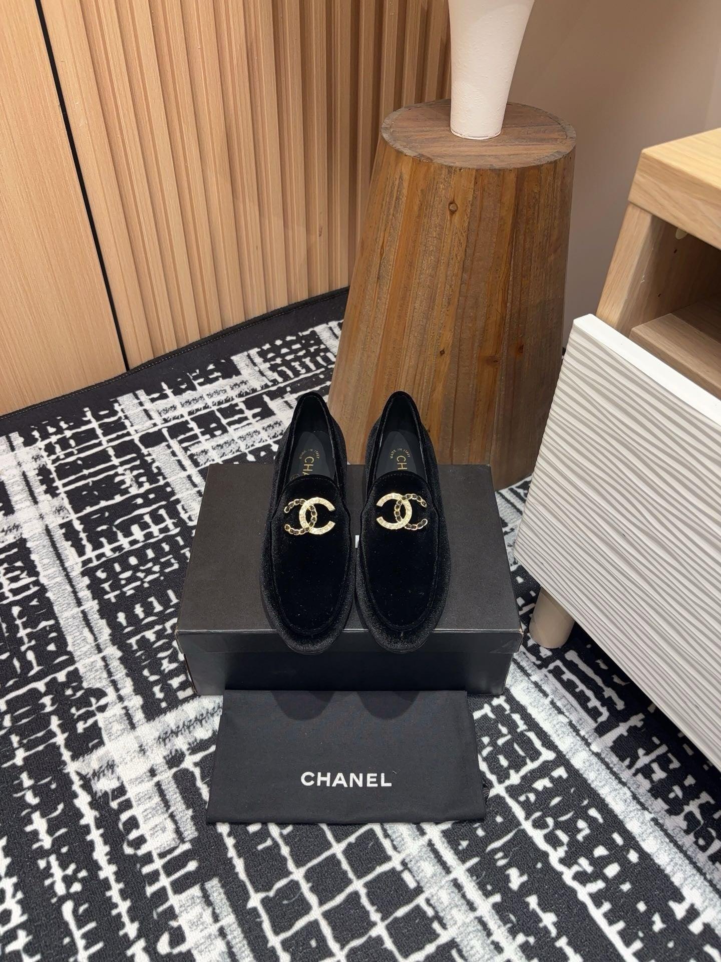 Chanel S24 Süet Mokasen Ayakkabı