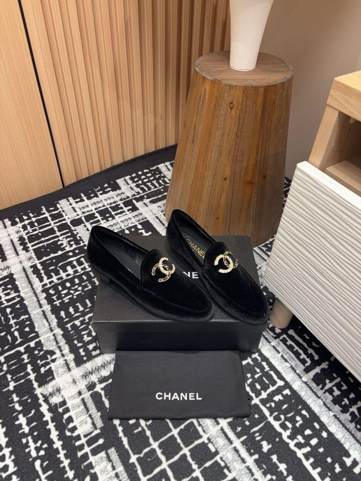 Chanel S24 Süet Mokasen Ayakkabı