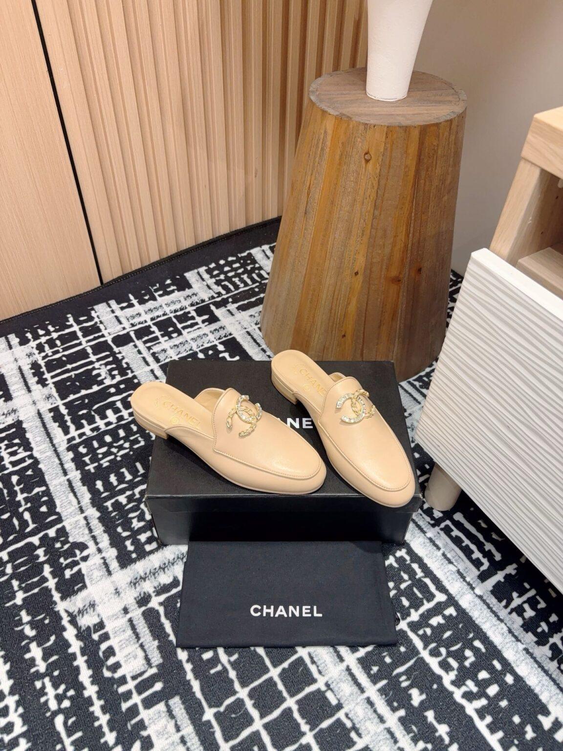 Chanel 25C Çift C Loafer