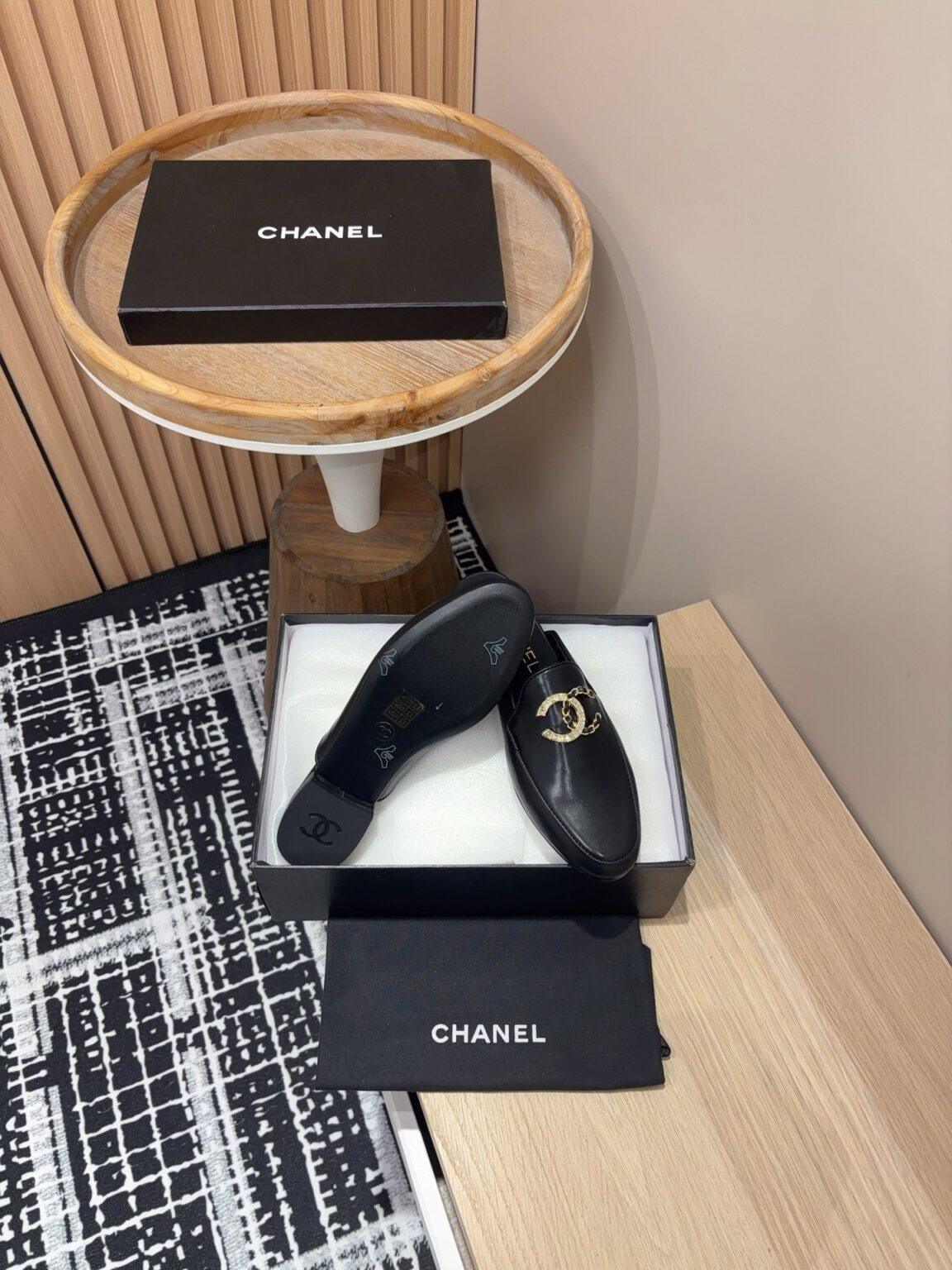 Chanel 25C Çift C Loafer